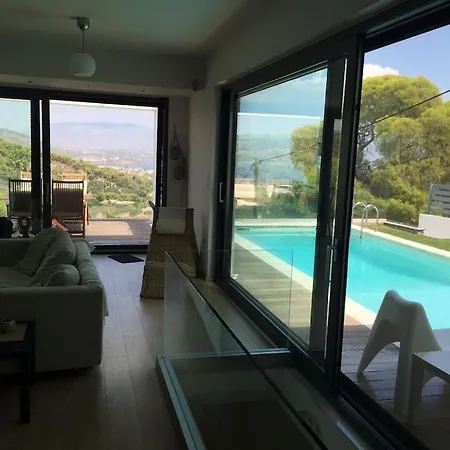 Luxurius Villa With Sea View Corinth Exterior photo