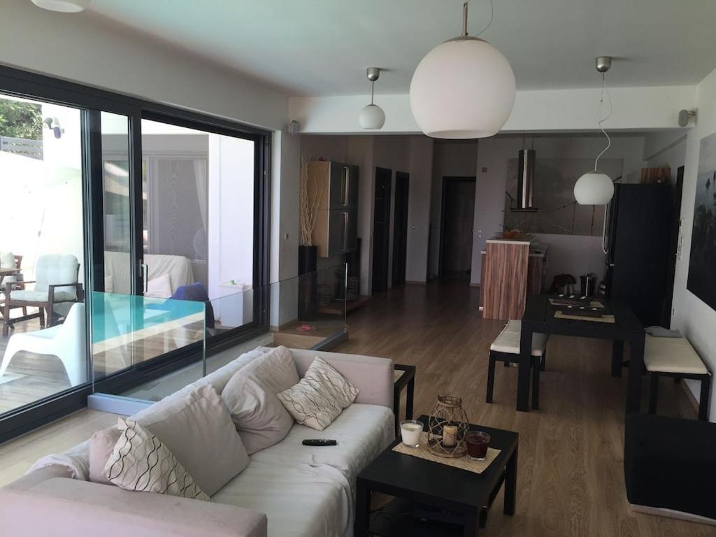 Villa Luxurius With Sea View *